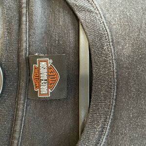 Harley-Davidson Charcoal Tee with Iconic Logo